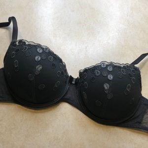 🔹3 for 25🔹 Grey dotted bra